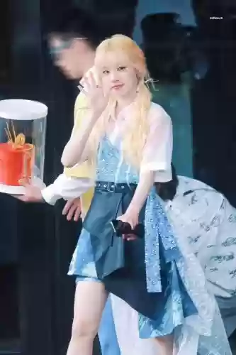 酷阵容怎么搭配衣服(酷酷的女生衣服搭配夏季)插图13