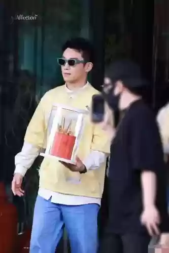酷阵容怎么搭配衣服(酷酷的女生衣服搭配夏季)插图11