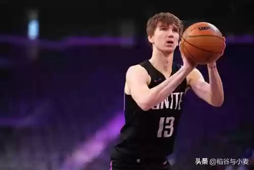 活塞未来阵容搭配图高清(活塞历史最佳阵容)插图