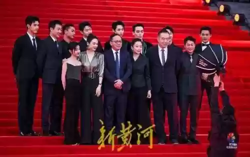 志愿出击阵容插图1