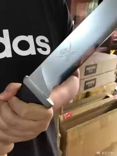 武器名疯狗_2插图1