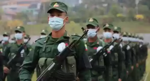 果敢装备哪里买，果敢武器插图1